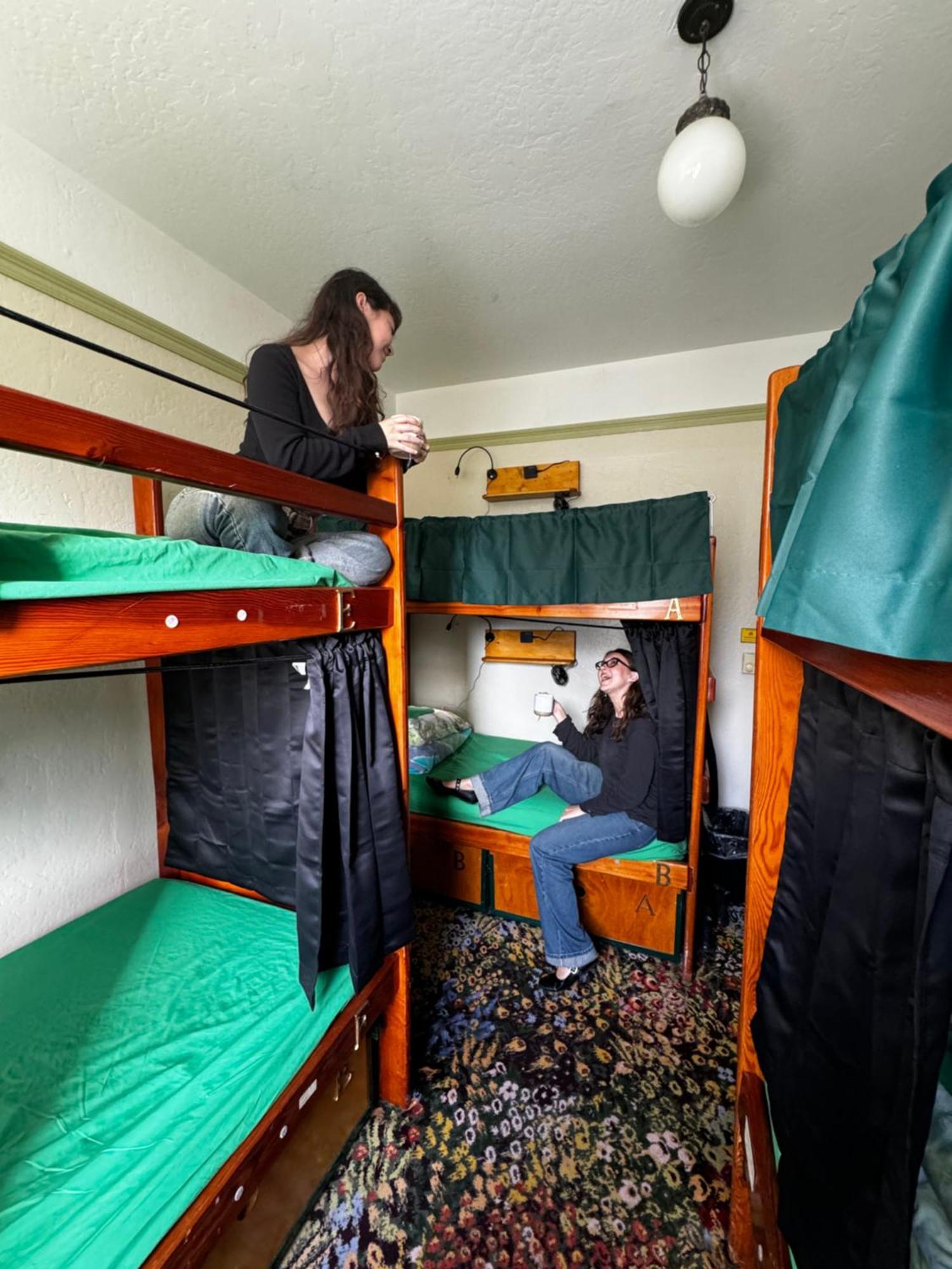4 Bed Female Dormitory Room,1731405027:JPEG